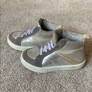 Girls Freshly Picked sparkle high top size 8